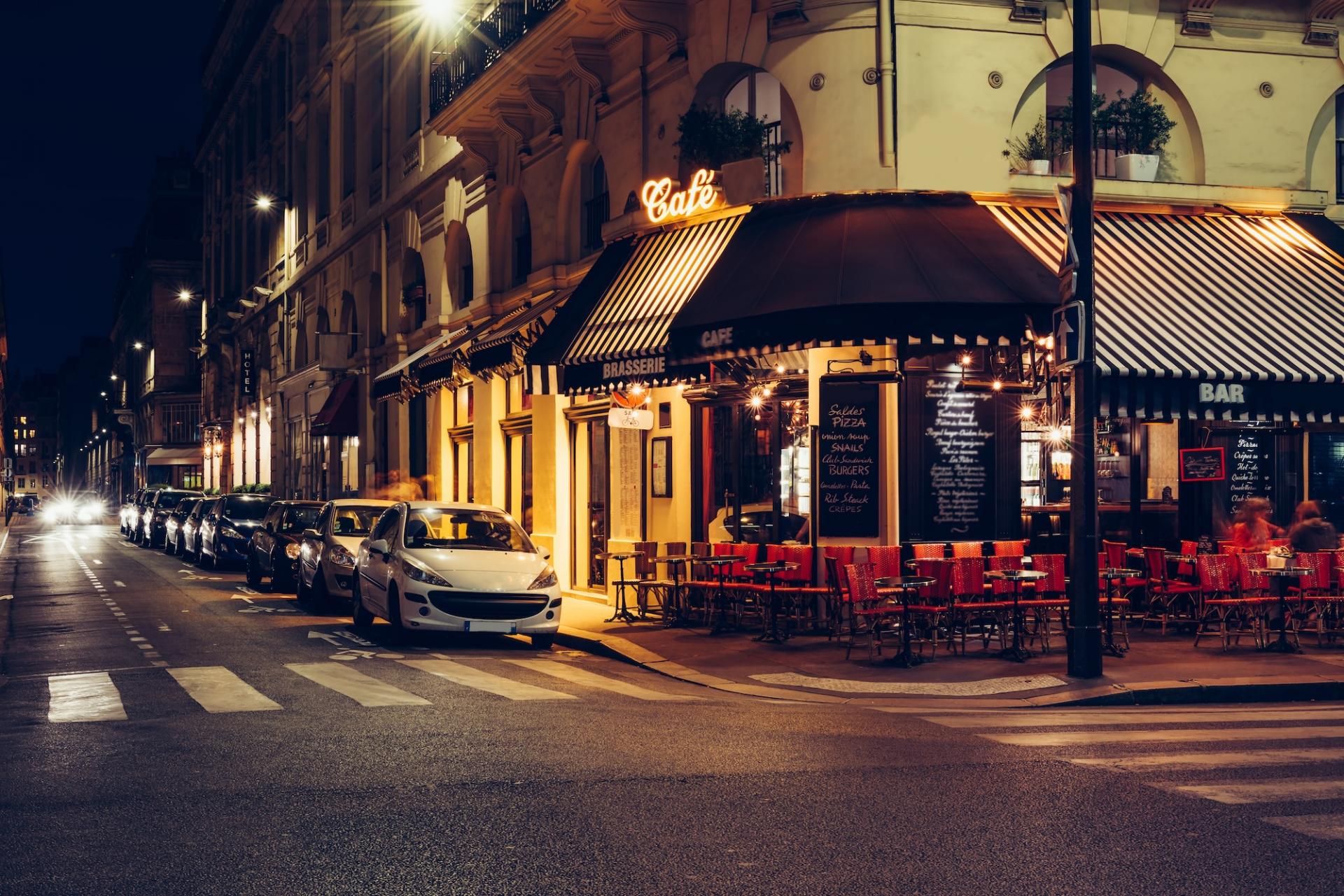 Between Performances and Terraces Evening: The Return of Elegant Paris